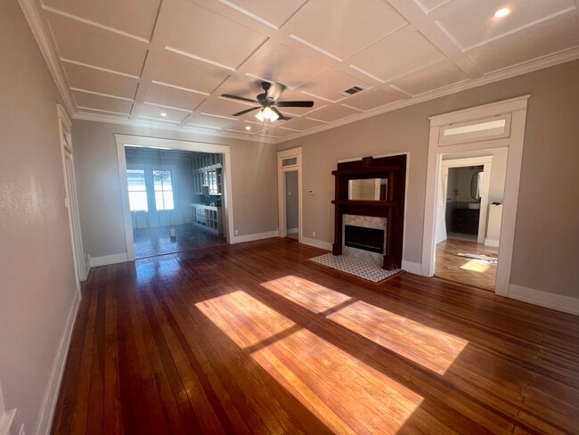 Foto del edificio - 2115 Johnson St