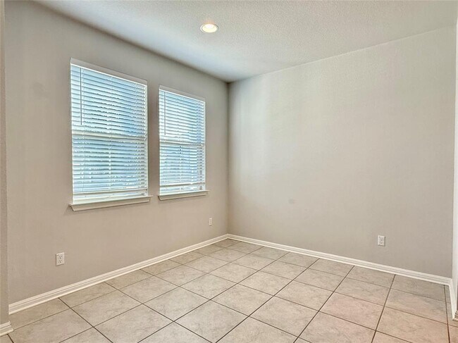 Foto del edificio - 1941 Arendale Dr