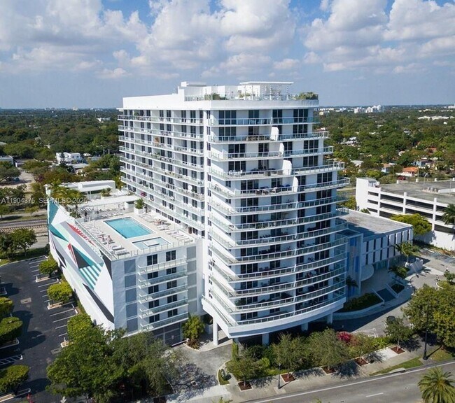 Foto del edificio - 4250 Biscayne Blvd