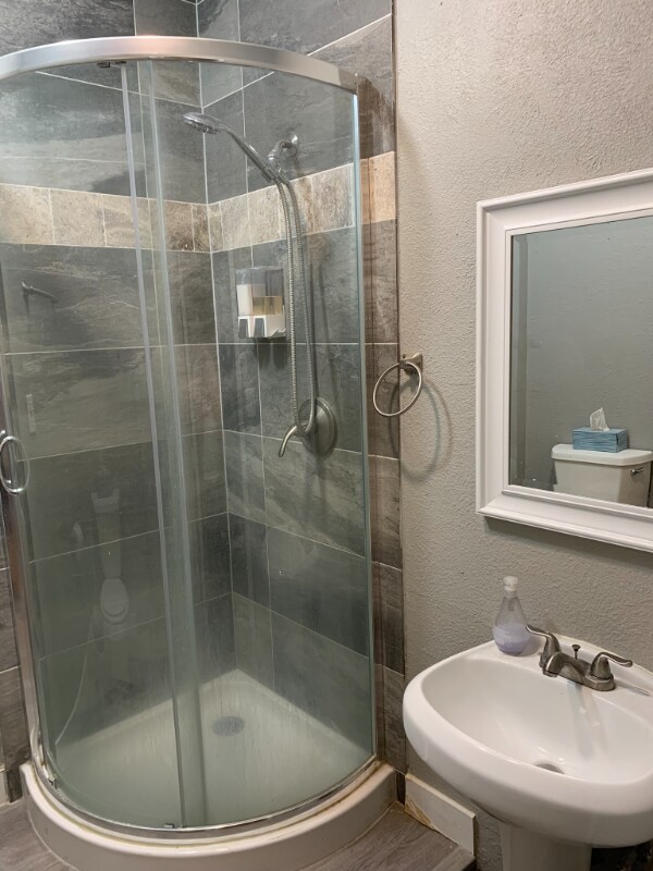 Foto del edificio - 7943 York St