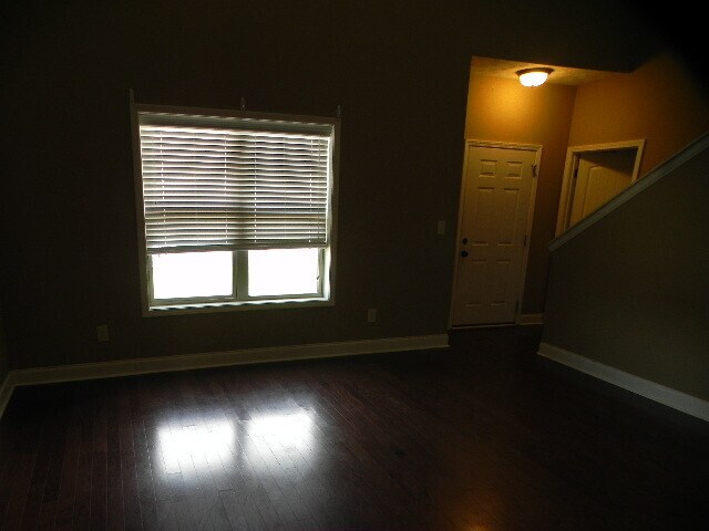 Foto del edificio - 3002 Nancy Dr