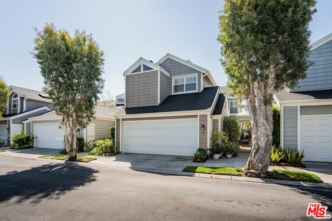 Foto principal - 13080 Mindanao Way