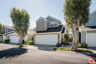 Building Photo - 13080 Mindanao Way