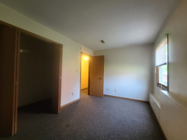 Foto del edificio - 2867 University Ave