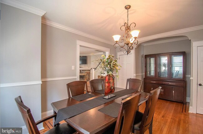 Foto del edificio - 321 Cheswold Rd