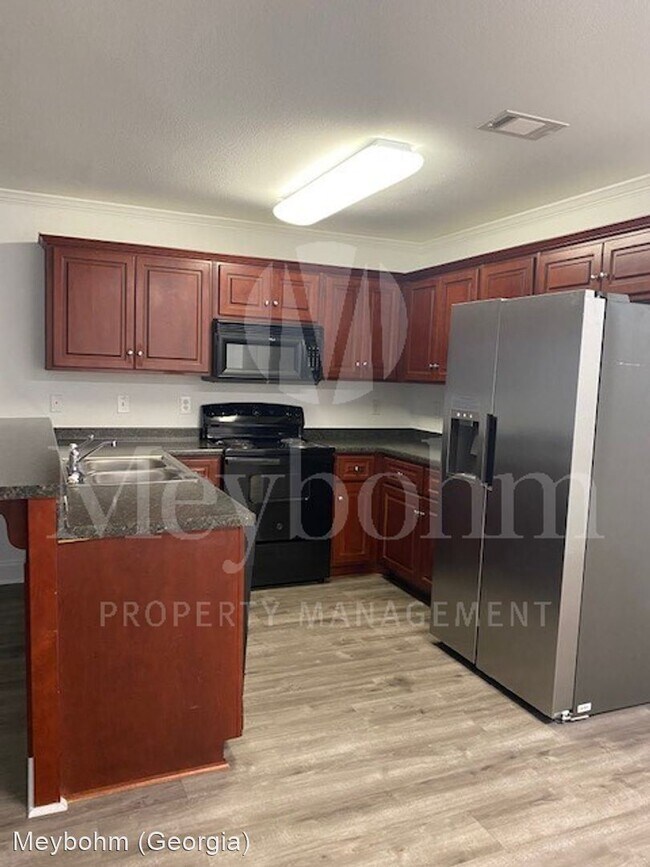 Building Photo - 3 br, 2.5 bath House - 2060 Reserve Lane