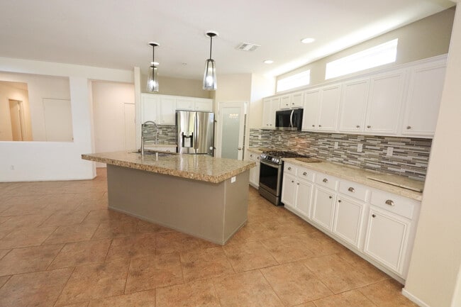 Building Photo - 1197 Oro Ridge