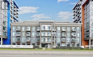 Building Photo - 450 Dundas St E