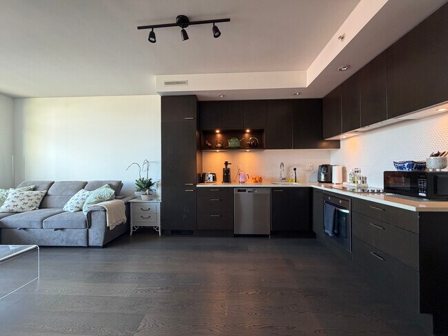 Photo du bâtiment - 2550 Spruce St