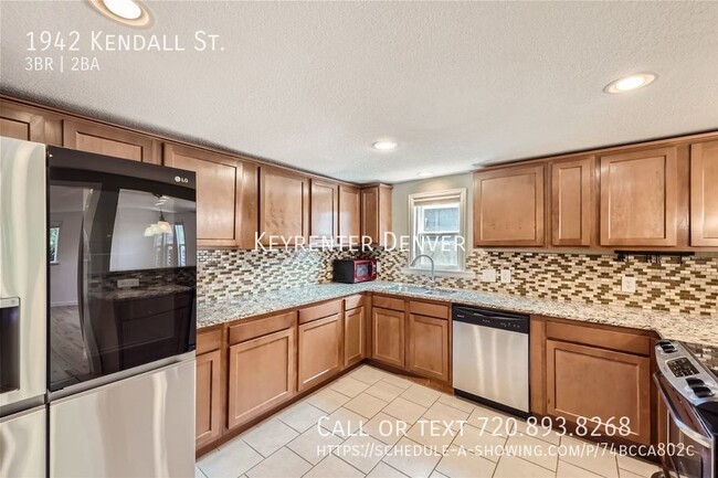 Building Photo - Charming Lakewood Home with Modern Ameniti...