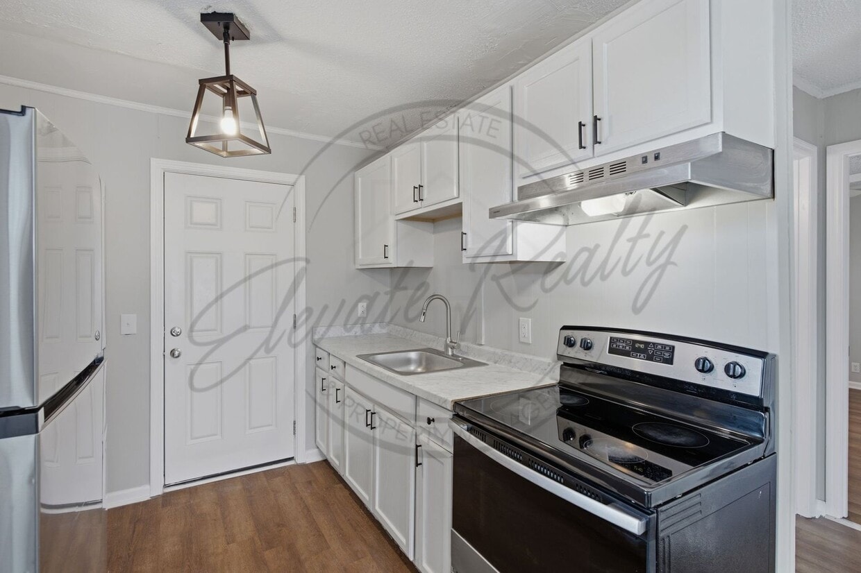 Photo - 193 Welworth Street