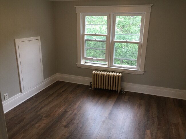 Capital House, EC4 (3.er piso) - 721 Locust St