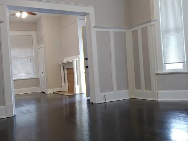 Building Photo - 1157 Sledge Ave