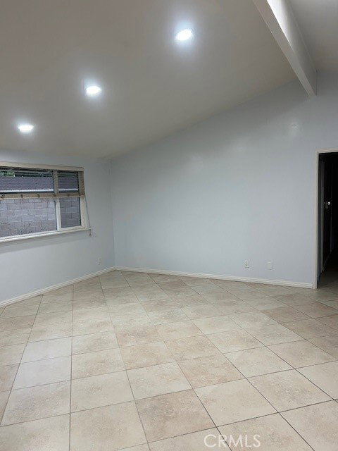 Foto del edificio - 1083 Gilwood Ave