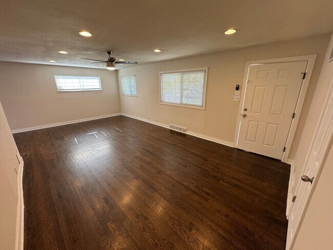 Foto del edificio - 1186 Rosemary St