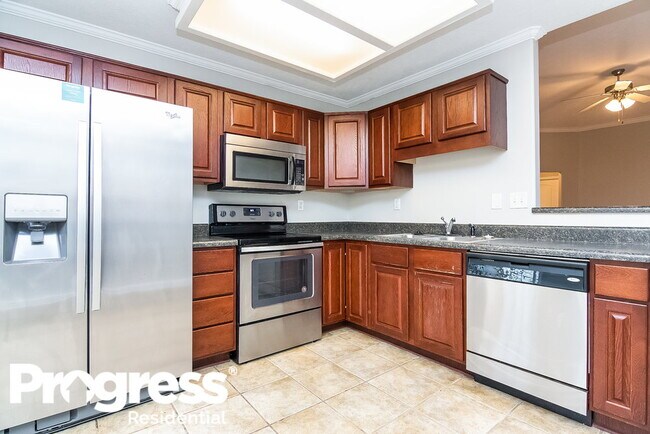 Building Photo - 9861 Calderdale Dr