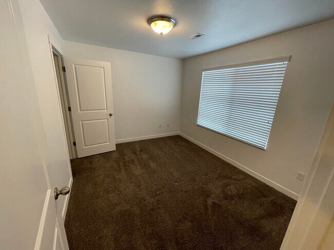 Building Photo - 14796 Rising Star Way