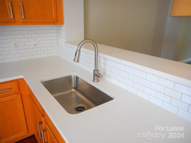 Building Photo - 11149 Cedar Walk Lane