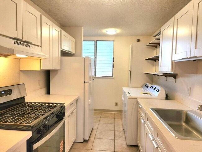 Foto del edificio - Chateau Newtown Townhome - Ground Floor Unit