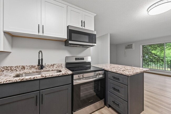 Interior Photo - SkyHill Apartments