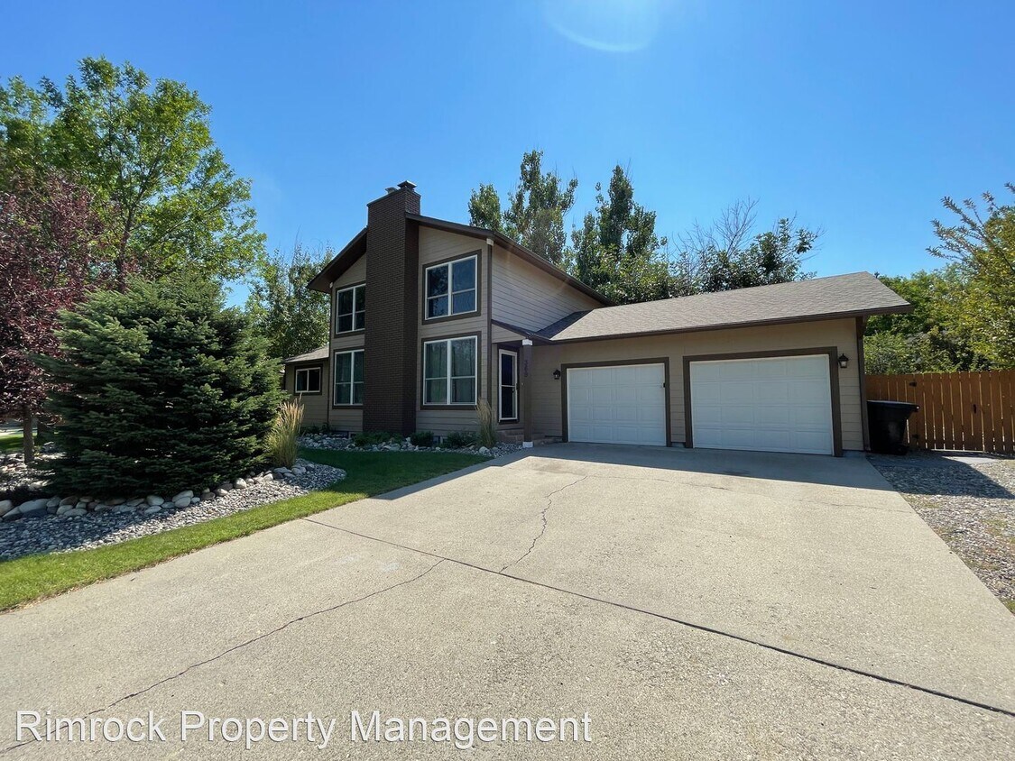 4 br, 3 bath House 369 Stewart Ct S House Rental in Billings, MT