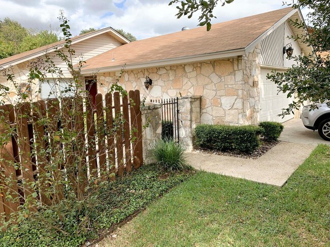 Building Photo - 2 br, 2 bath House - 4331 Putting Green