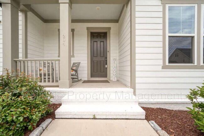 Foto del edificio - 204 Silent Cove Ln
