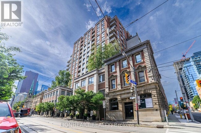 Building Photo - 168-168 King St E