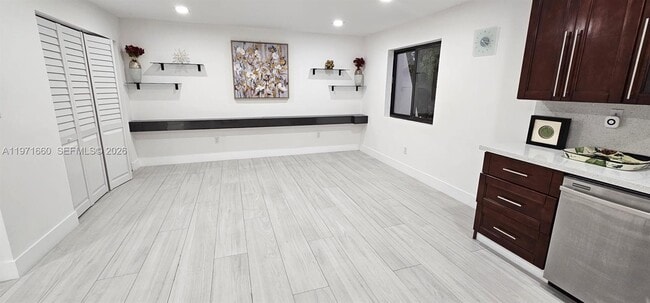 Foto del edificio - 7811 SW 102nd Pl