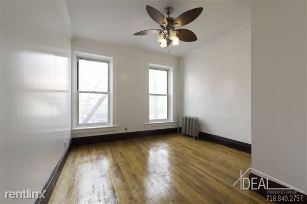Building Photo - 620 Bergen St