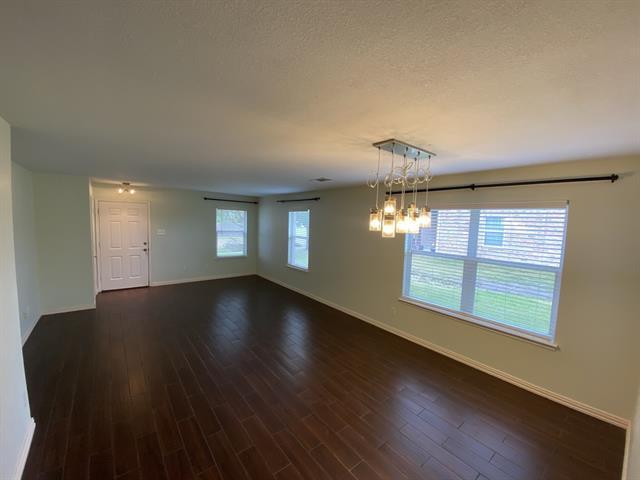 Building Photo - 626 Rockbrook Dr