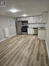 Building Photo - 539 Woodlawn Rd