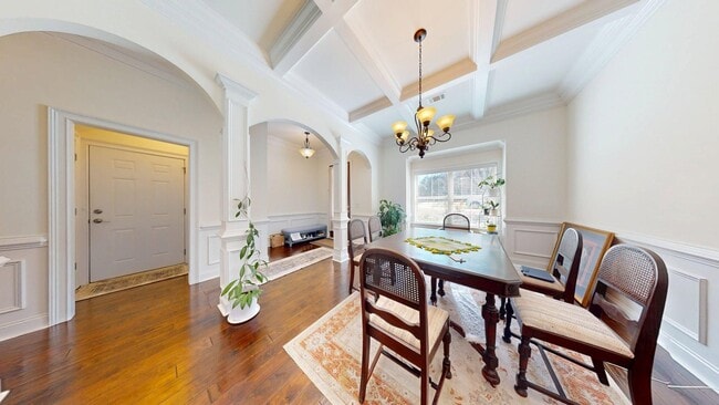 Building Photo - Spacious 4 Bedroom in Cypress Point at the AU Club