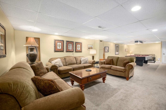 Building Photo - 560 Co Rd 102