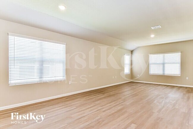 Foto del edificio - 4439 Meadowland Pl