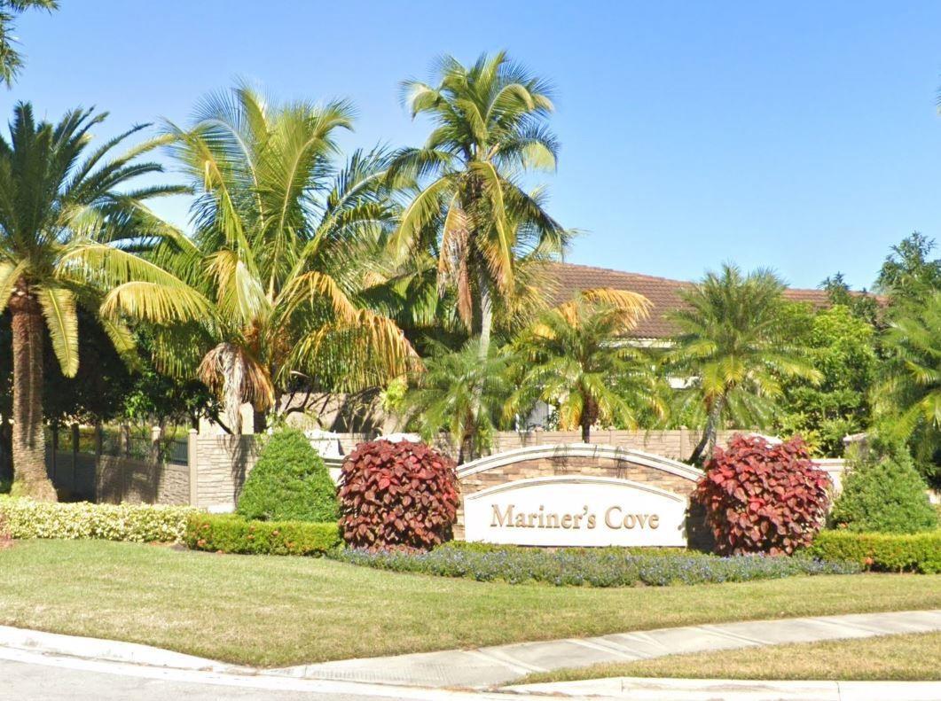 Primary Photo - 576 NW 120th Dr