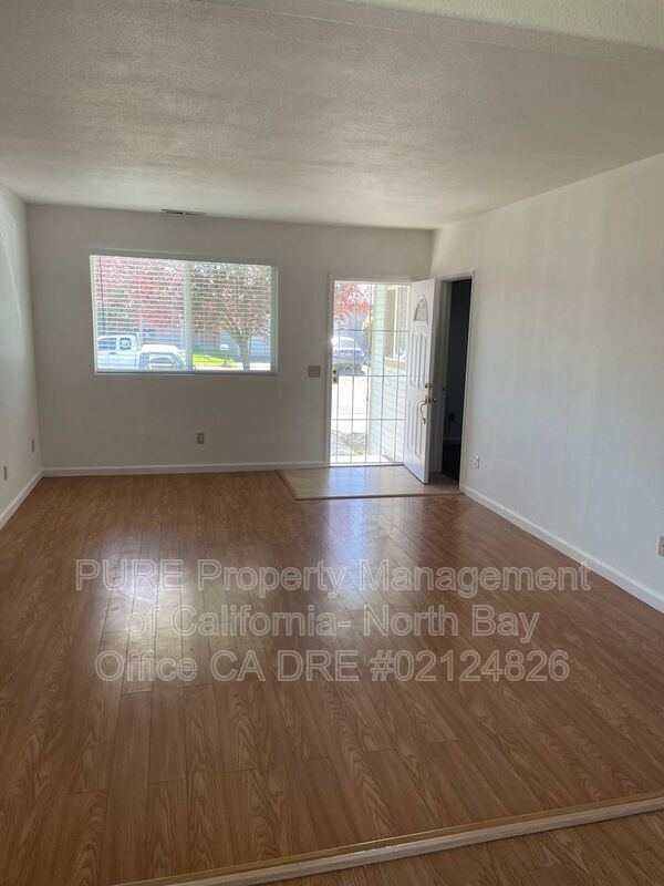 Building Photo - 780 El Rio St