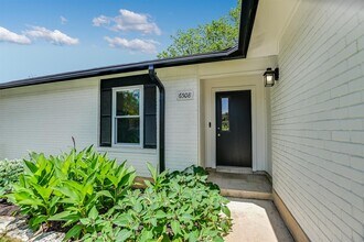 Building Photo - 6508 Sunnysky Way