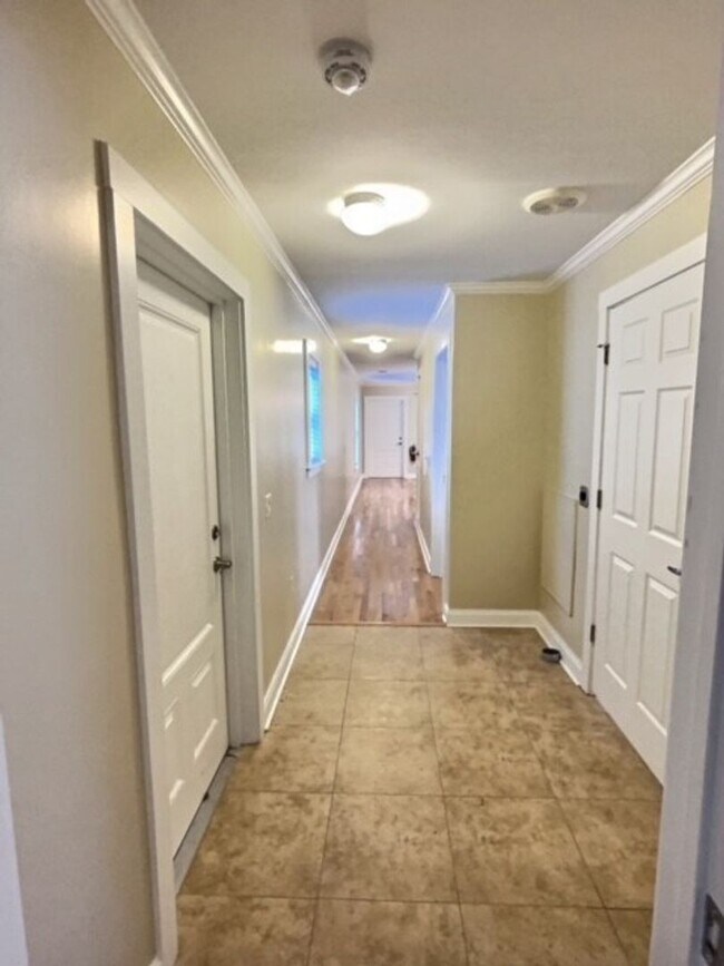 Foto del edificio - 2 Bedroom Cottage Near Downtown Ocean Springs