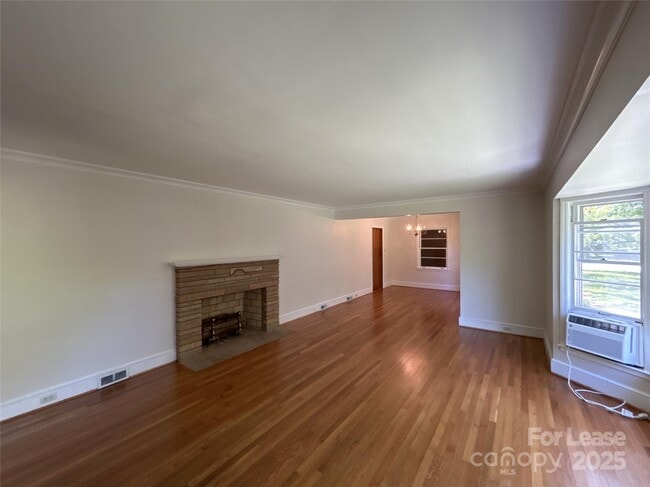 Foto del edificio - 6602 Allen Black Rd