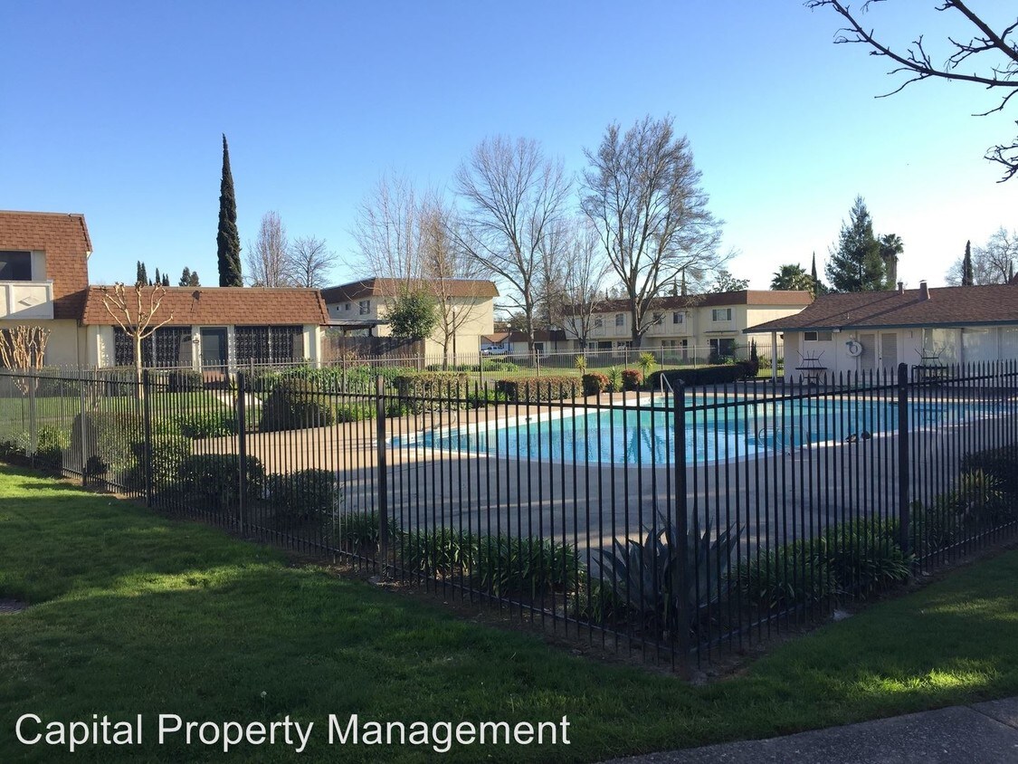 7742 La Mancha Way, Sacramento, CA 95823 House Rental in Sacramento