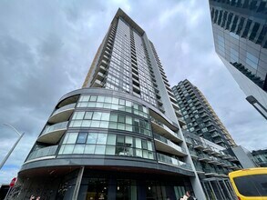 Building Photo - 108 Garment St