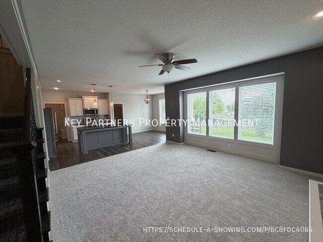 Foto del edificio - 23402 W 52nd Terrace