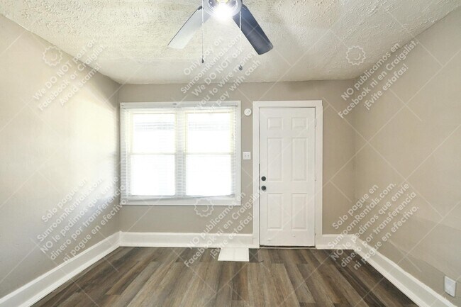 Foto del edificio - 5955 Rawles Ave 5955