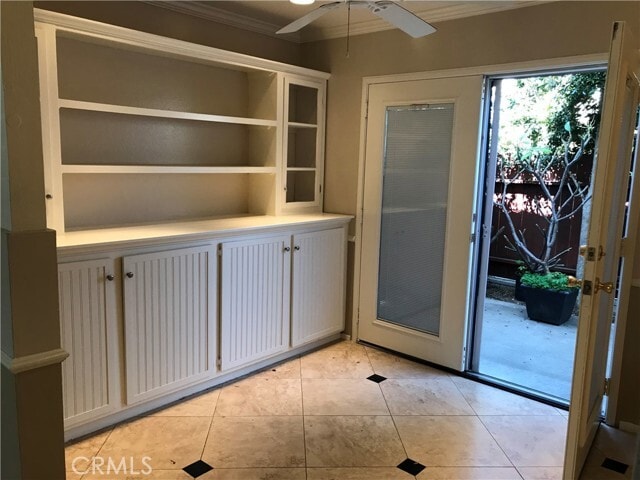 Building Photo - 356 E 20th St