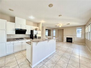Building Photo - 8917 Waltzing Waters Ct