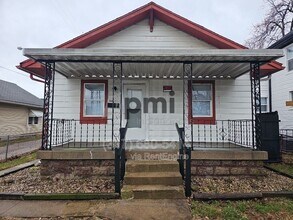 Building Photo - 2031 Southeastern Ave