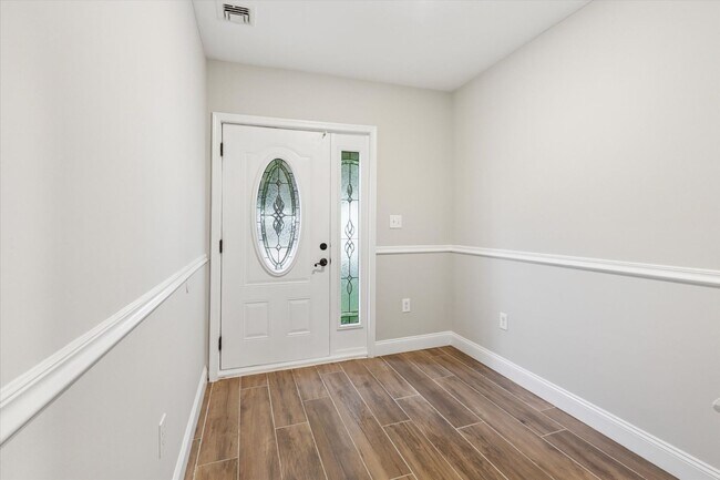 Foto del edificio - 3B/4B Townhome in Phoenixville!