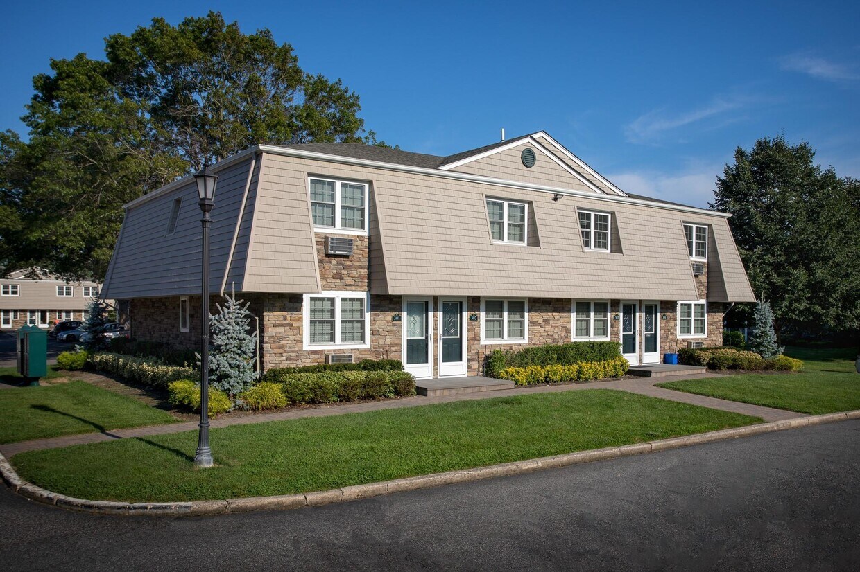 Primary Photo - 431 Terrace Rd