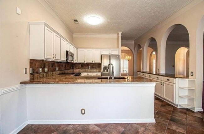 Foto del edificio - 126 Cottonwood Dr